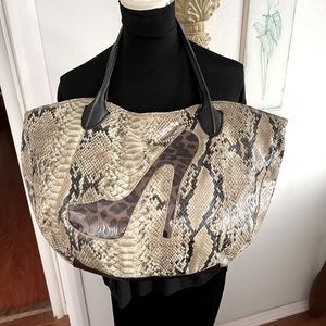 Animal print stunning purse